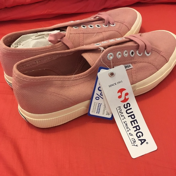 dusty pink superga